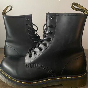 Dr Martens 8 Hole Boots Size 8